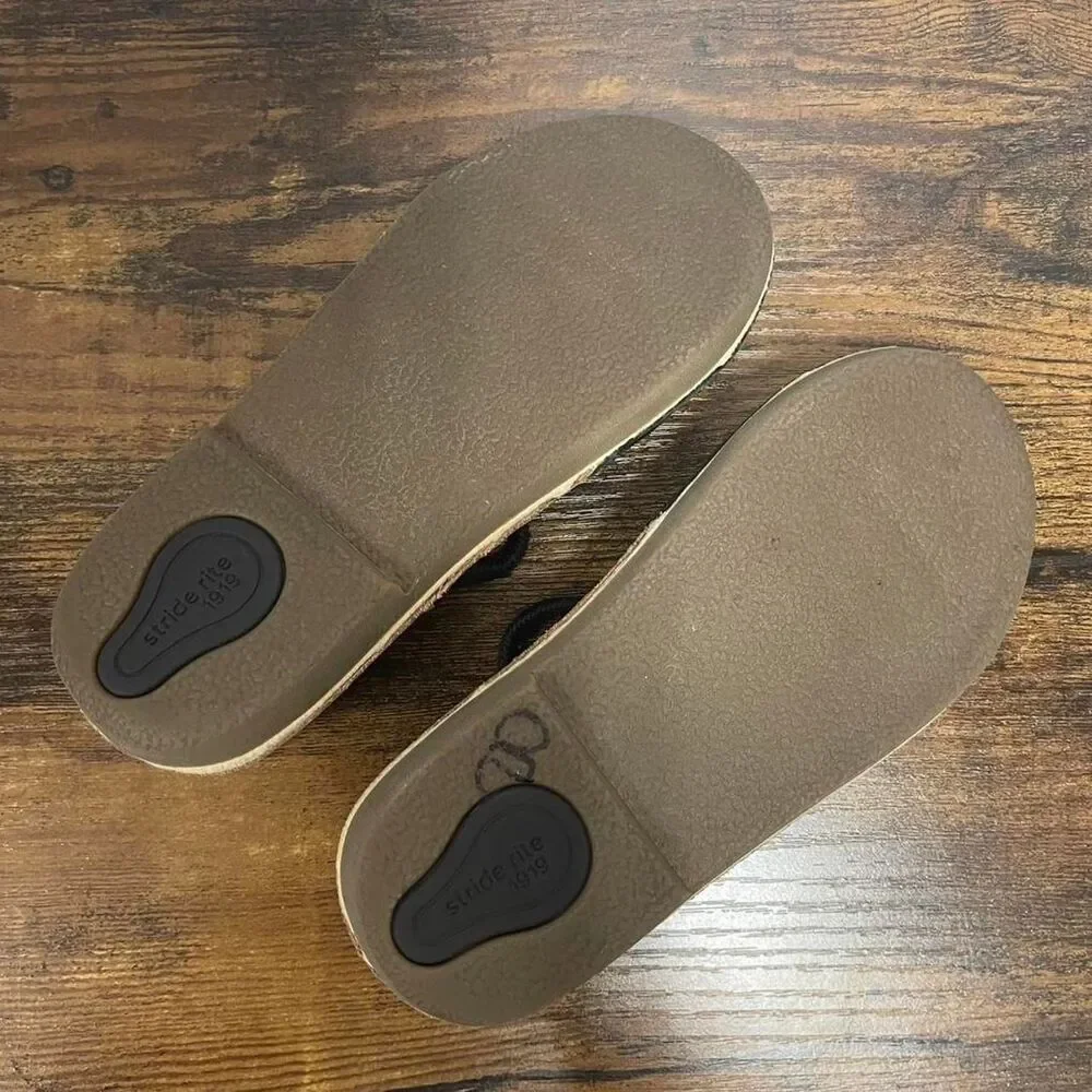 Mary Jane Stride Rite Toddler Girl's Size 10M Tan and Black Sandals